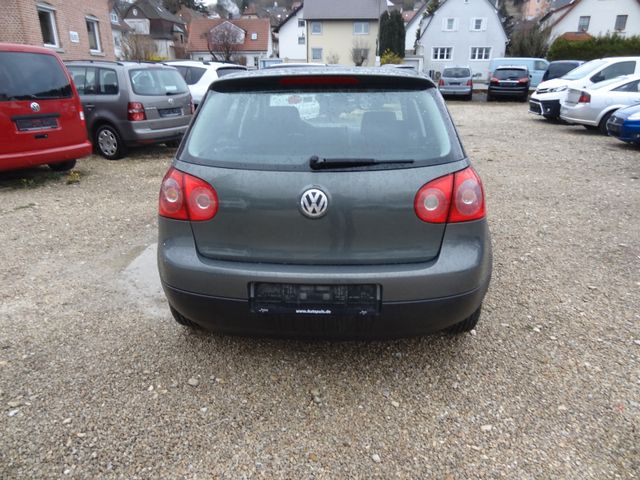 Fahrzeugabbildung Volkswagen Golf V Lim. Comfortline/Xenon/116PS/Klima/
