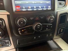 DODGE RAM 1500 V8 5,7L HEMI BIG HORN 4x4
