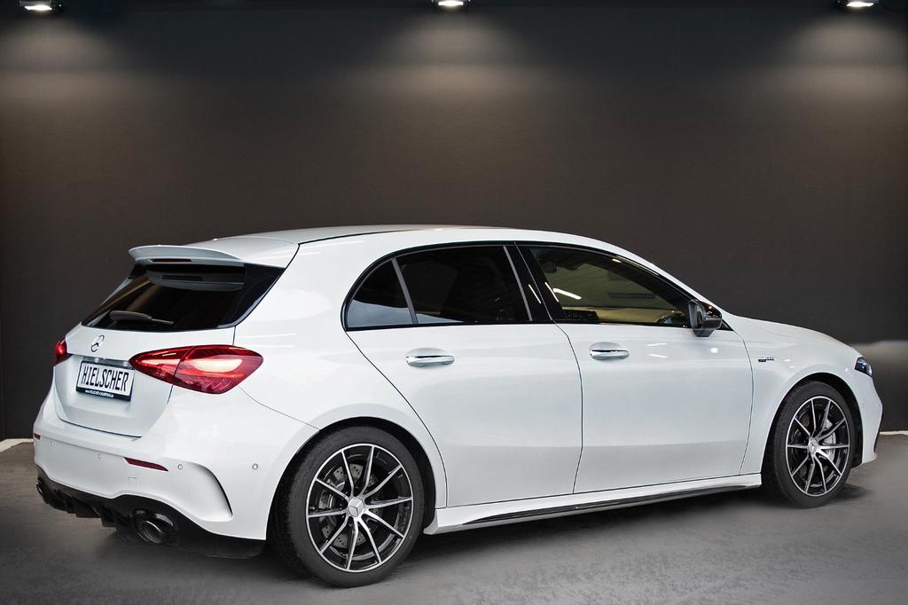 Mercedes-Benz A 35 AMG