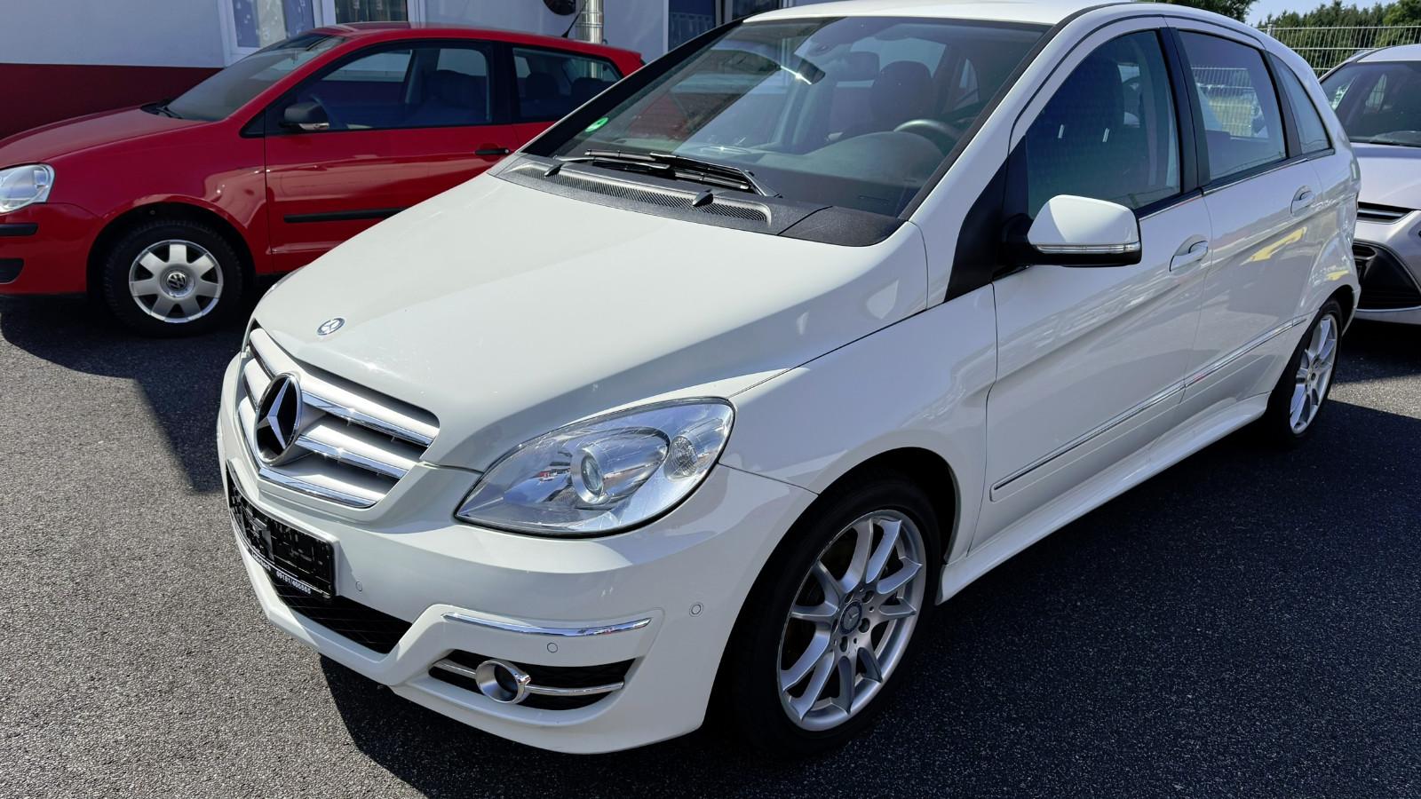 Mercedes-Benz B 180 B B 180 CDI, 2. Hand, Teilleder, Top-Zst.