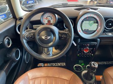 MINI Cooper *SHZ*PDC*NAVI*TEMPOMAT*LEDER*