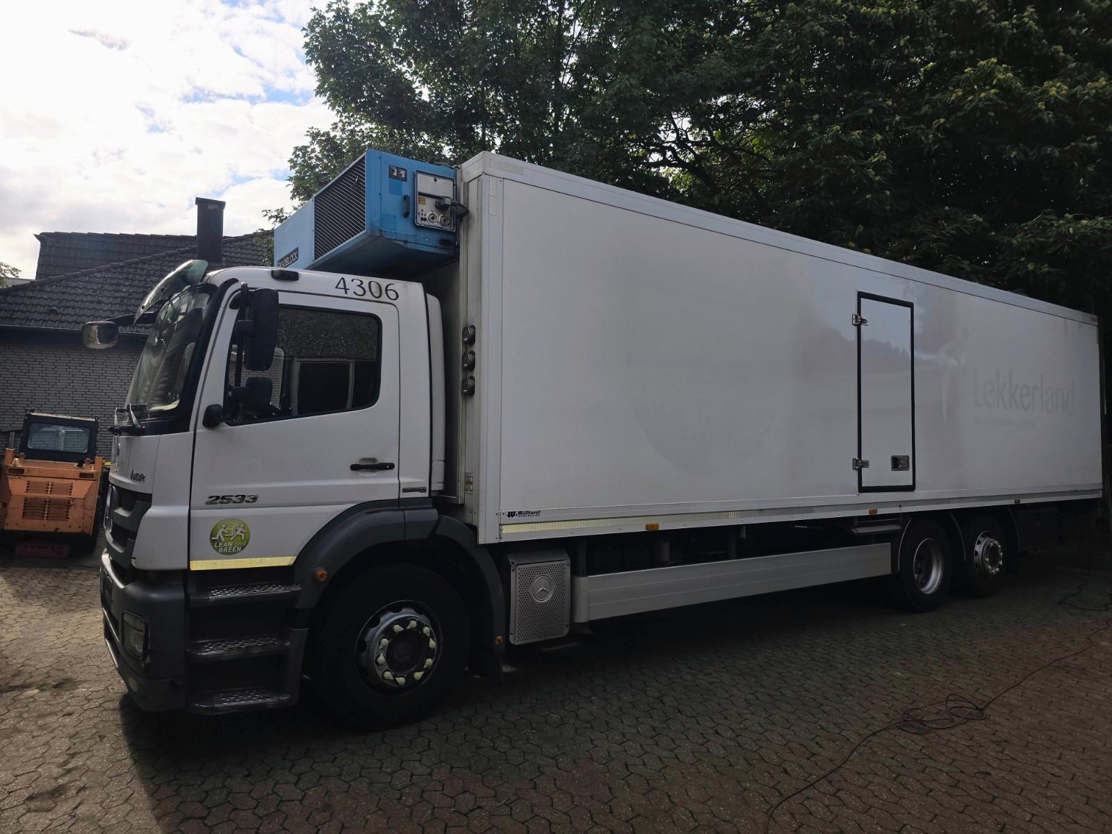 Mercedes-Benz Axor 2 C/R 3-Achser 26 t 2533  6x2   OM 926 LA