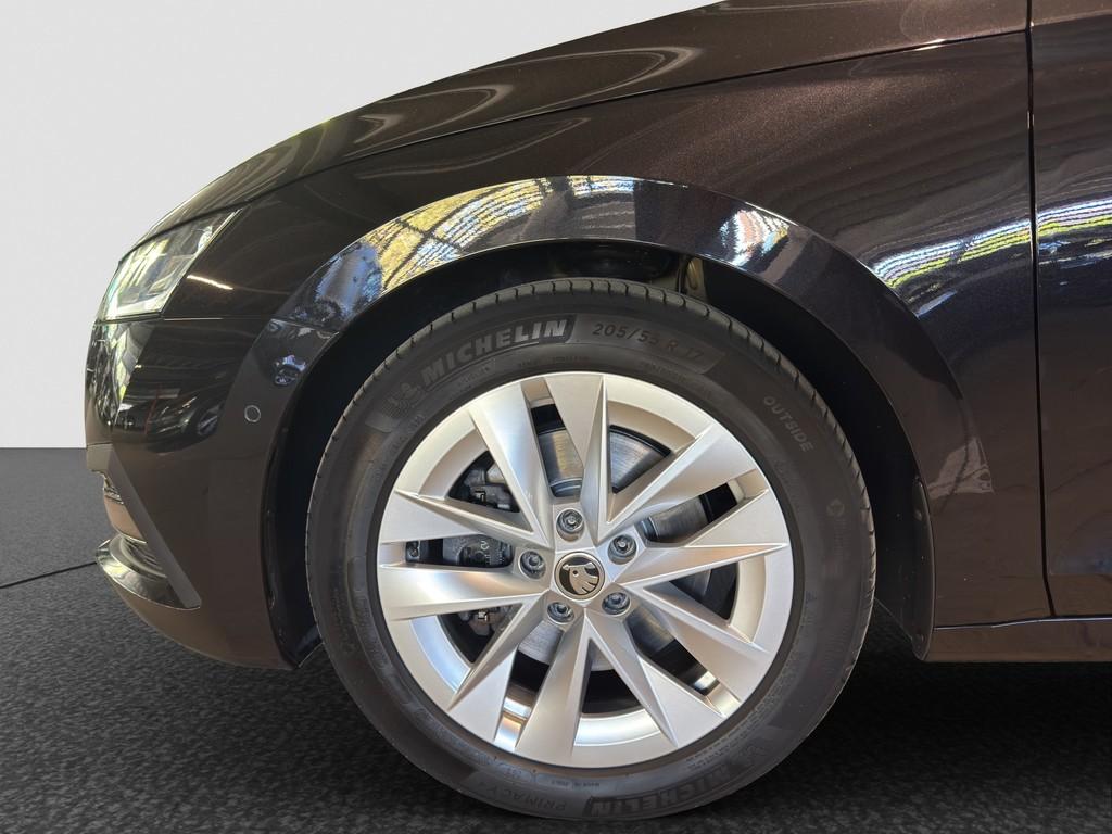 Skoda Octavia Combi 2.0 TDI DSG First Edition