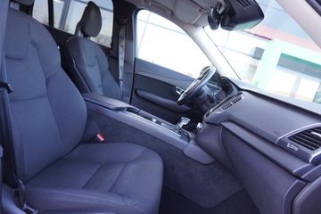 Volvo XC90 - 9