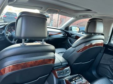 Audi A8 - 12