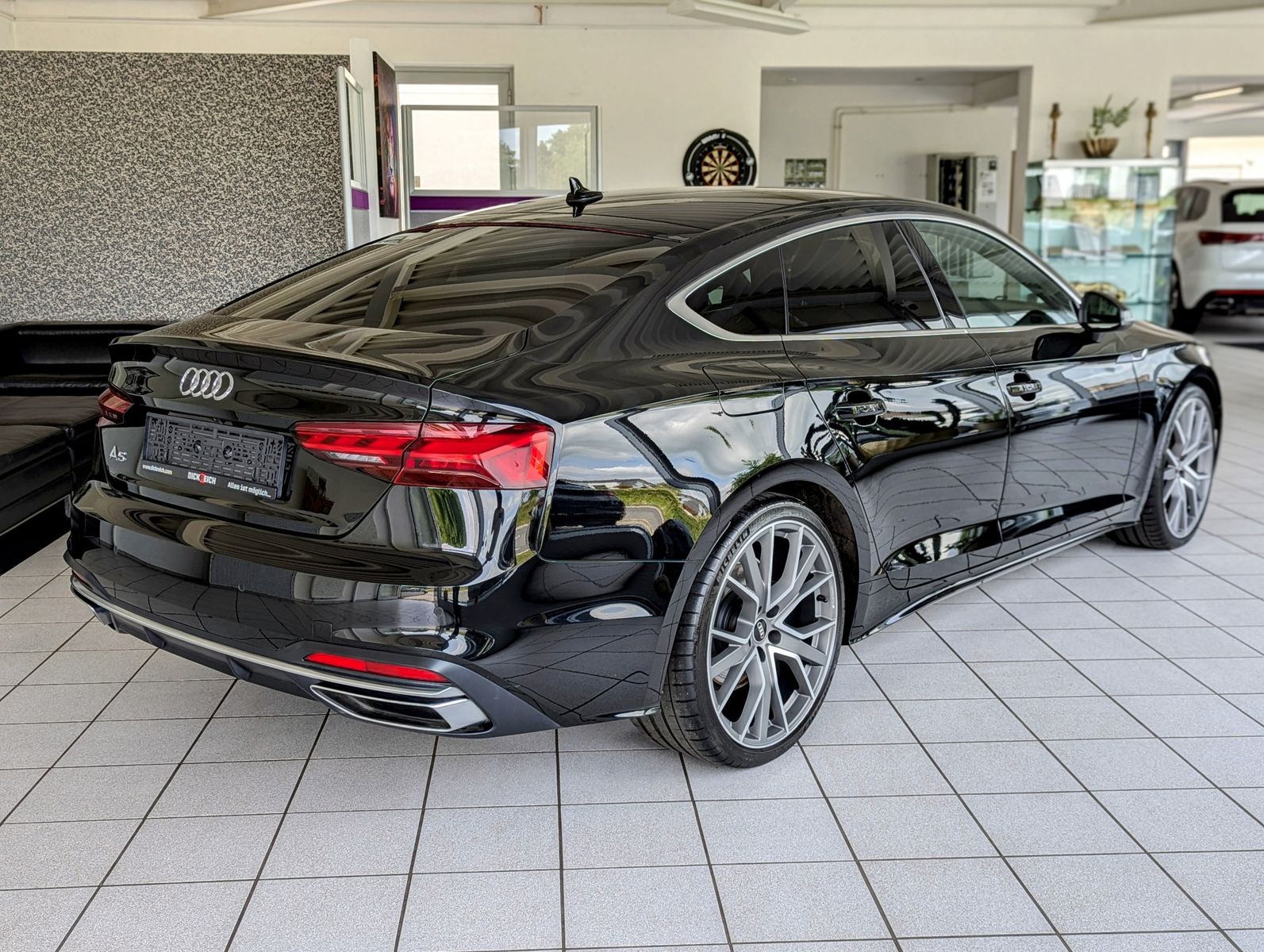 AUDI A5 40 TDIS-Line Cam Memory Matrix AHK 20" - Image 7