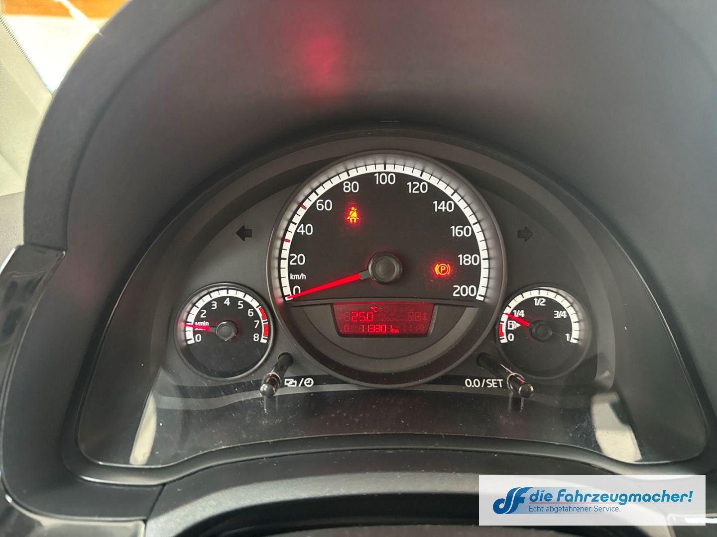 Fahrzeugabbildung Volkswagen up! move BMT Klima teilb.Rücksb AUX MP3 CD eFH T