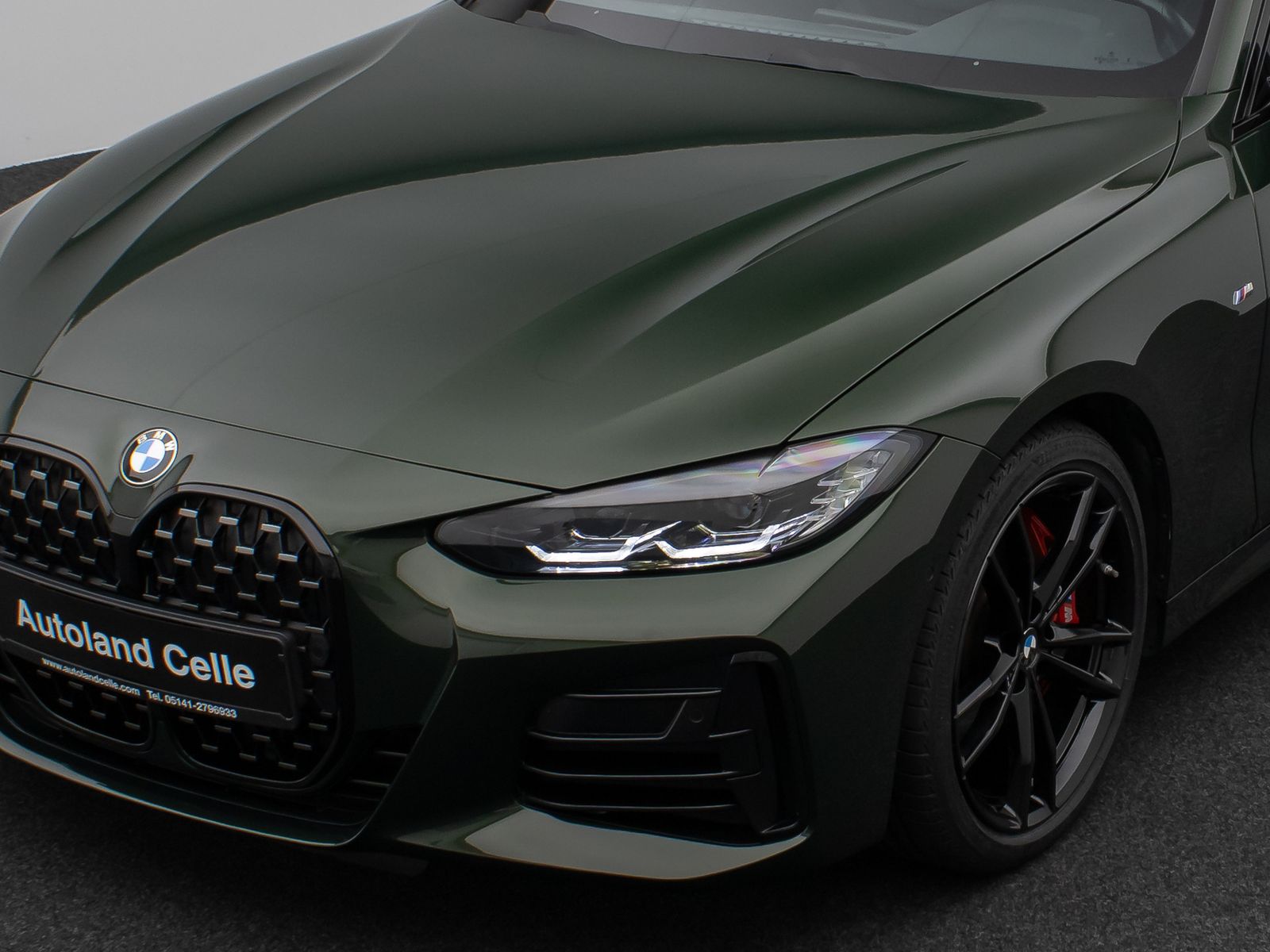 Fahrzeugabbildung BMW M440i  Coupé Kamera DAB H/K Fernlichtassist 19"