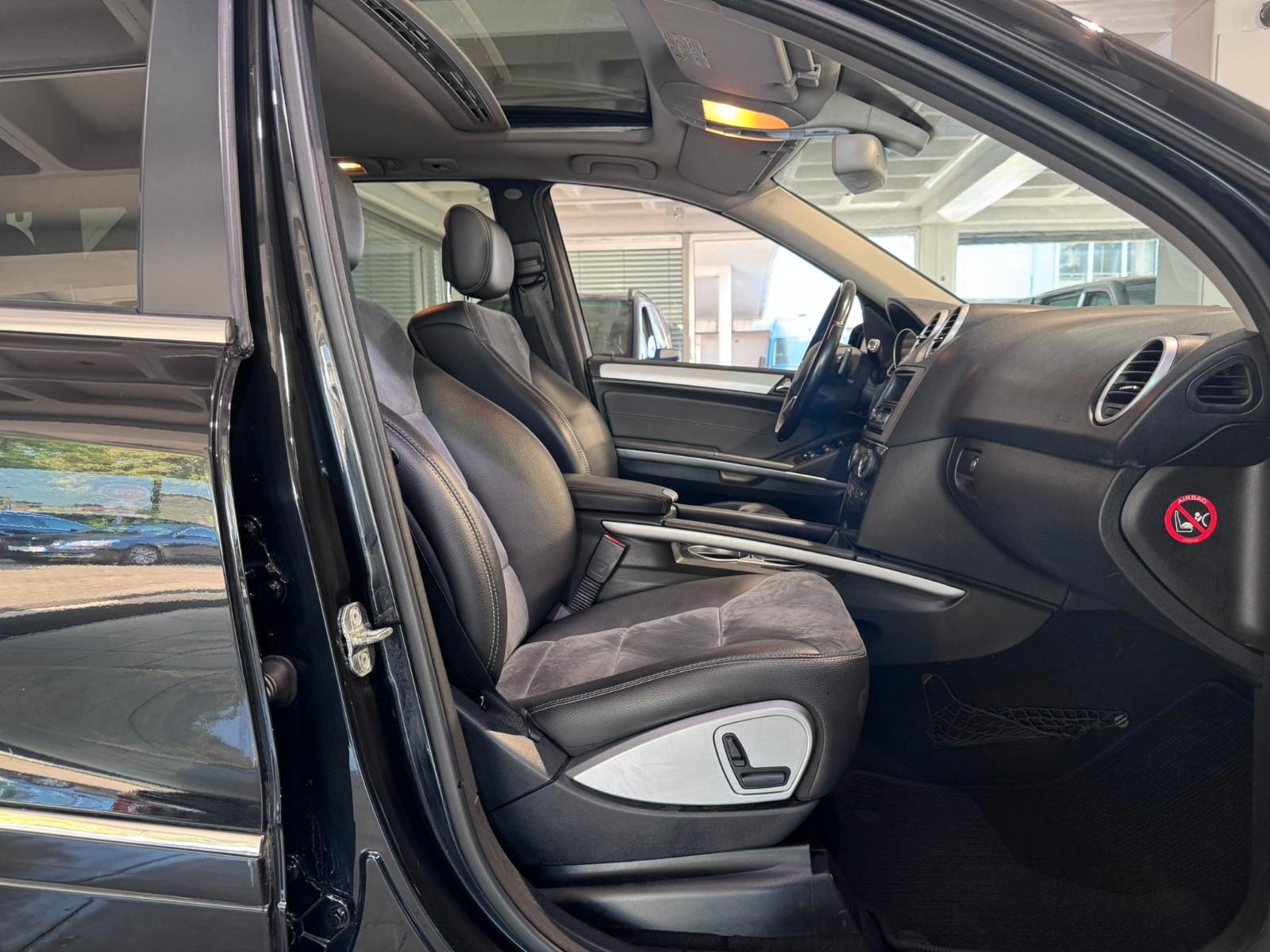 Mercedes-Benz ML 300 CDI BE Sportpaket *Automatik*AHK 3,5t *