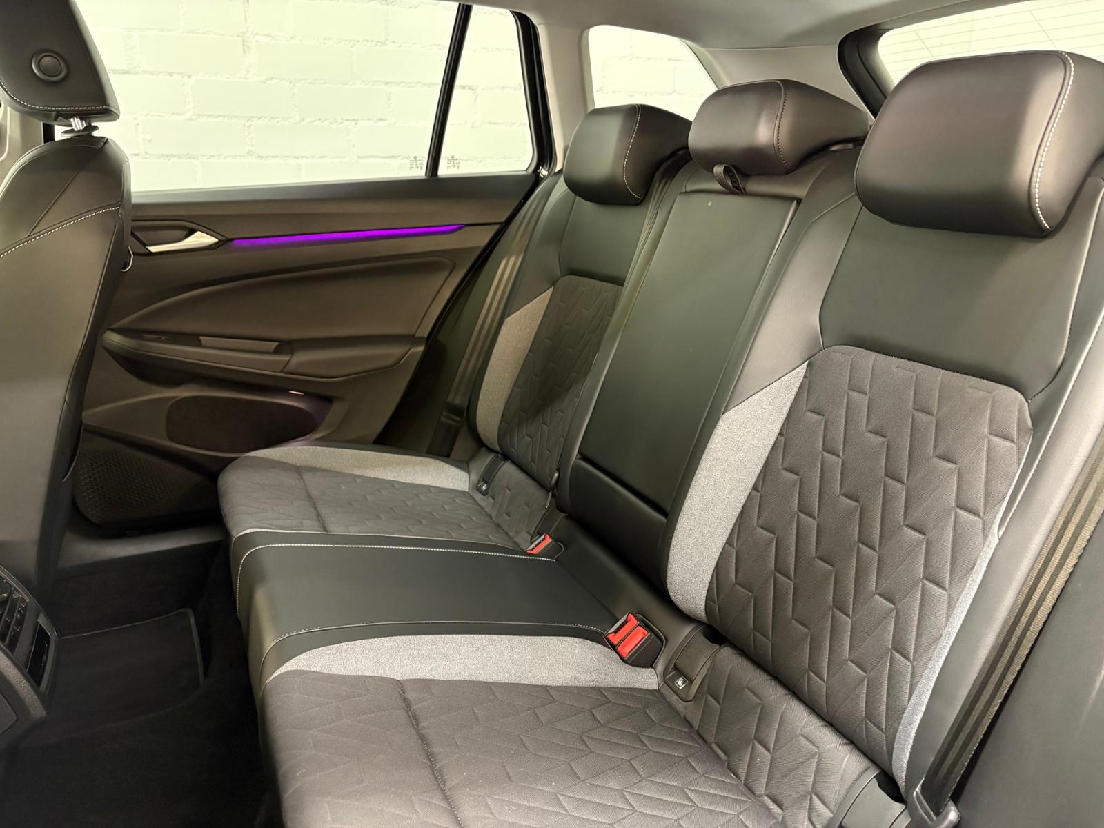 Volkswagen Golf VIII Variant GOAL 1.5 eTSI DSG Navi AHK Kam