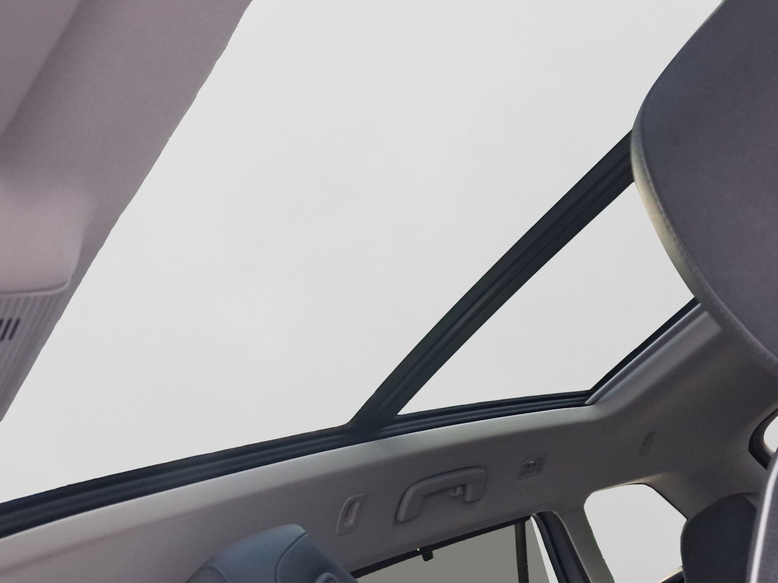 Volkswagen Passat Variant - Bild 19