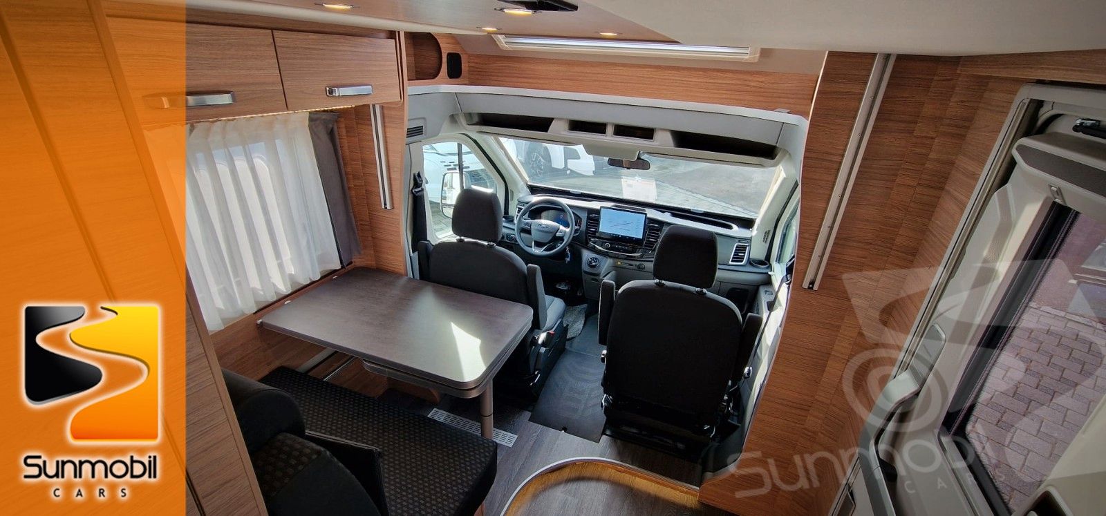 Fahrzeugabbildung Weinsberg CaraSuite 650 MEG Ford 165 PS Automatik Lithium