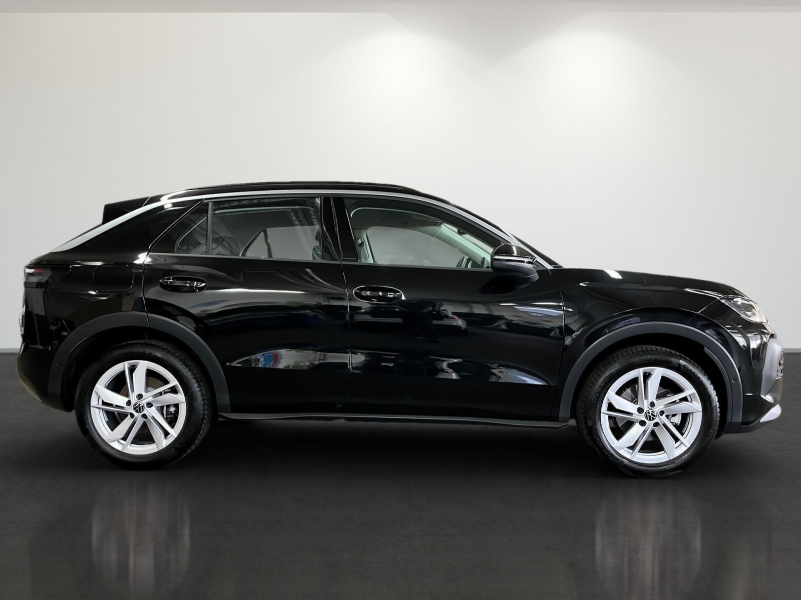 Volkswagen T-Roc LIFE 1,5 eTSI Navi RFK Digital Cockpit DAB foto 4