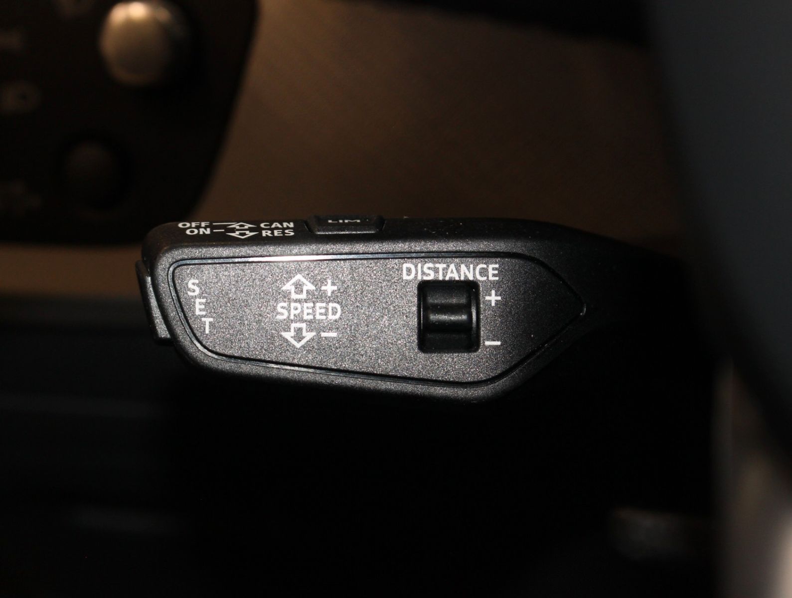 Fahrzeugabbildung Audi A4 Limousine design ultra 1. Hand*HUD*ACC*TOP