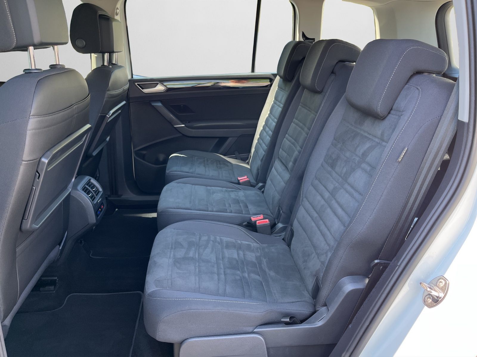 Volkswagen Touran - Bild 15