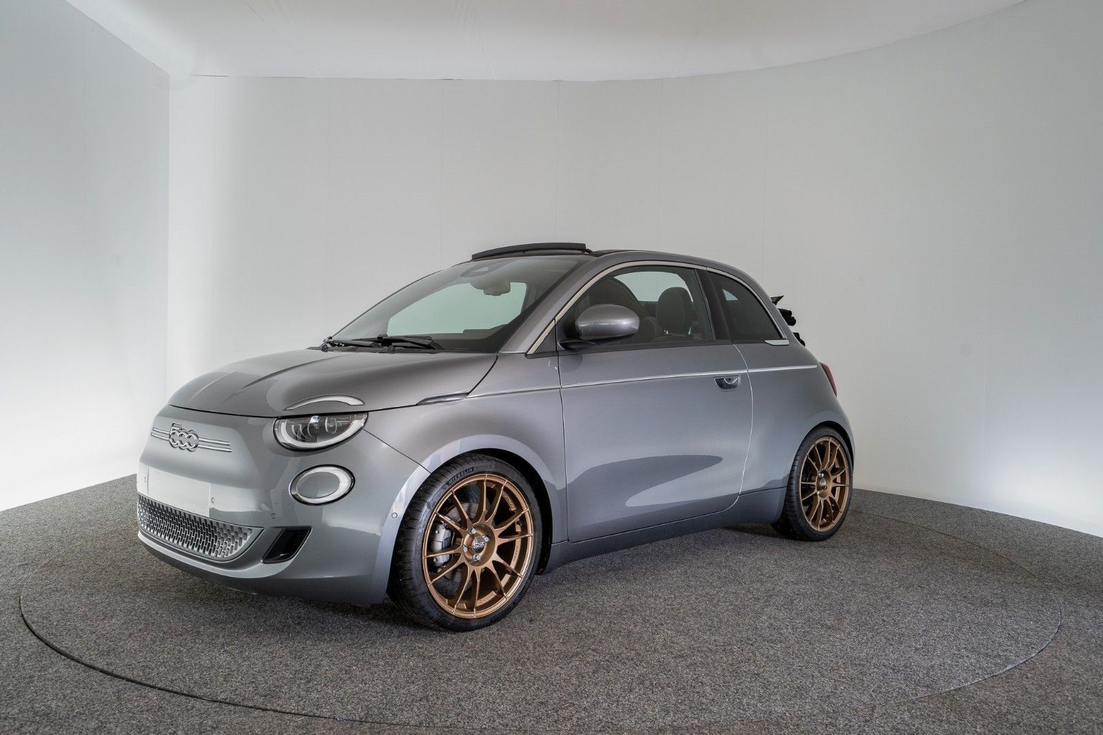 Fiat 500e Neuer Cabrio "Versione Ambra" by Gohm