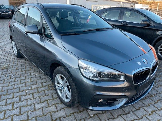 BMW 218i Active Tourer Advantage,Autom.,LED,Navi