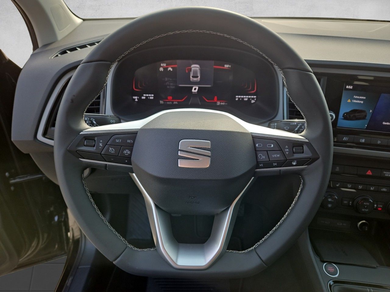 Fahrzeugabbildung SEAT Ateca Reference Edition - 5 Jahre Garantie uvm.
