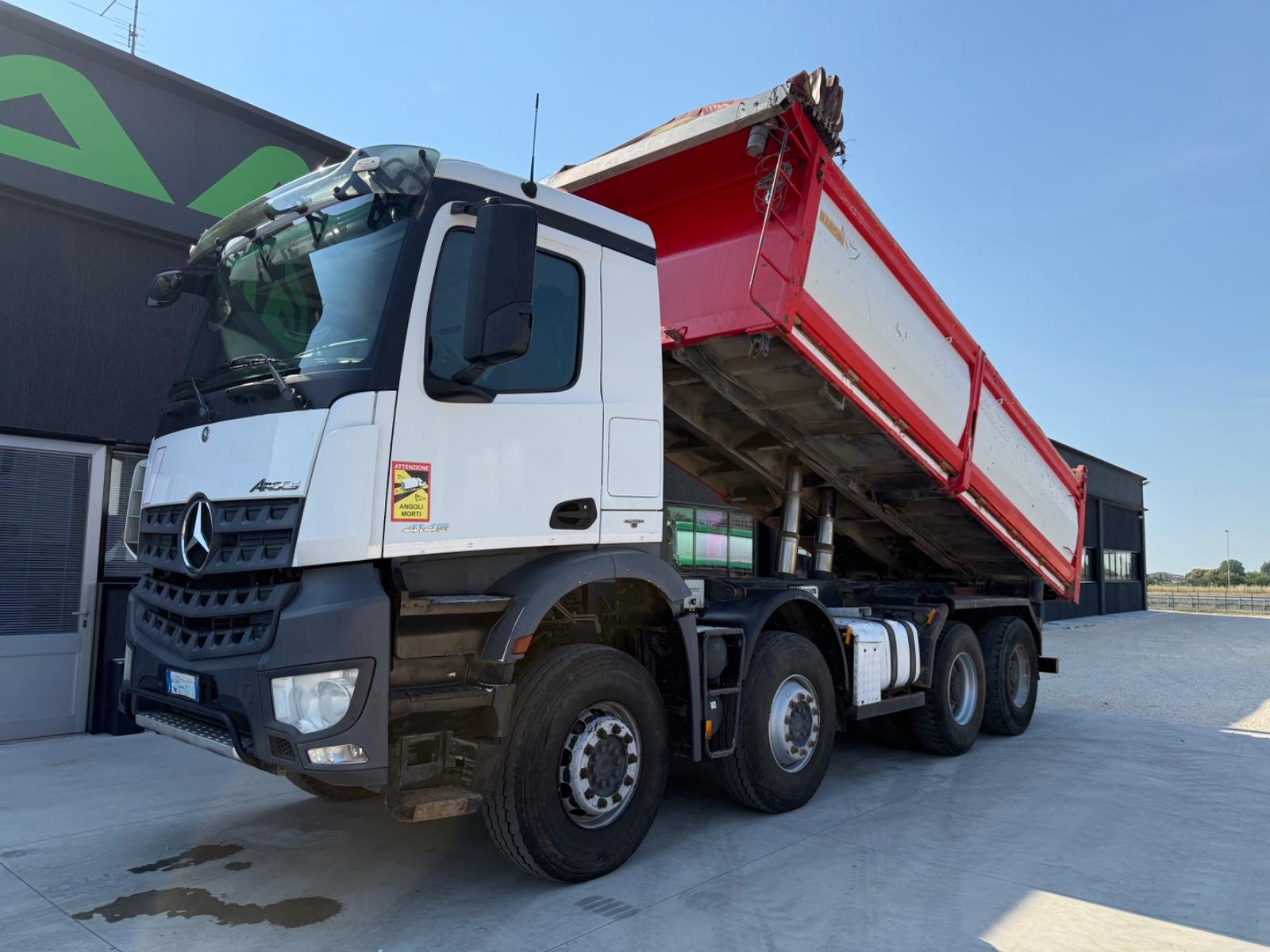 Mercedes-Benz Arocs 4145K  Kipper 8x4 40Ton Euro 6