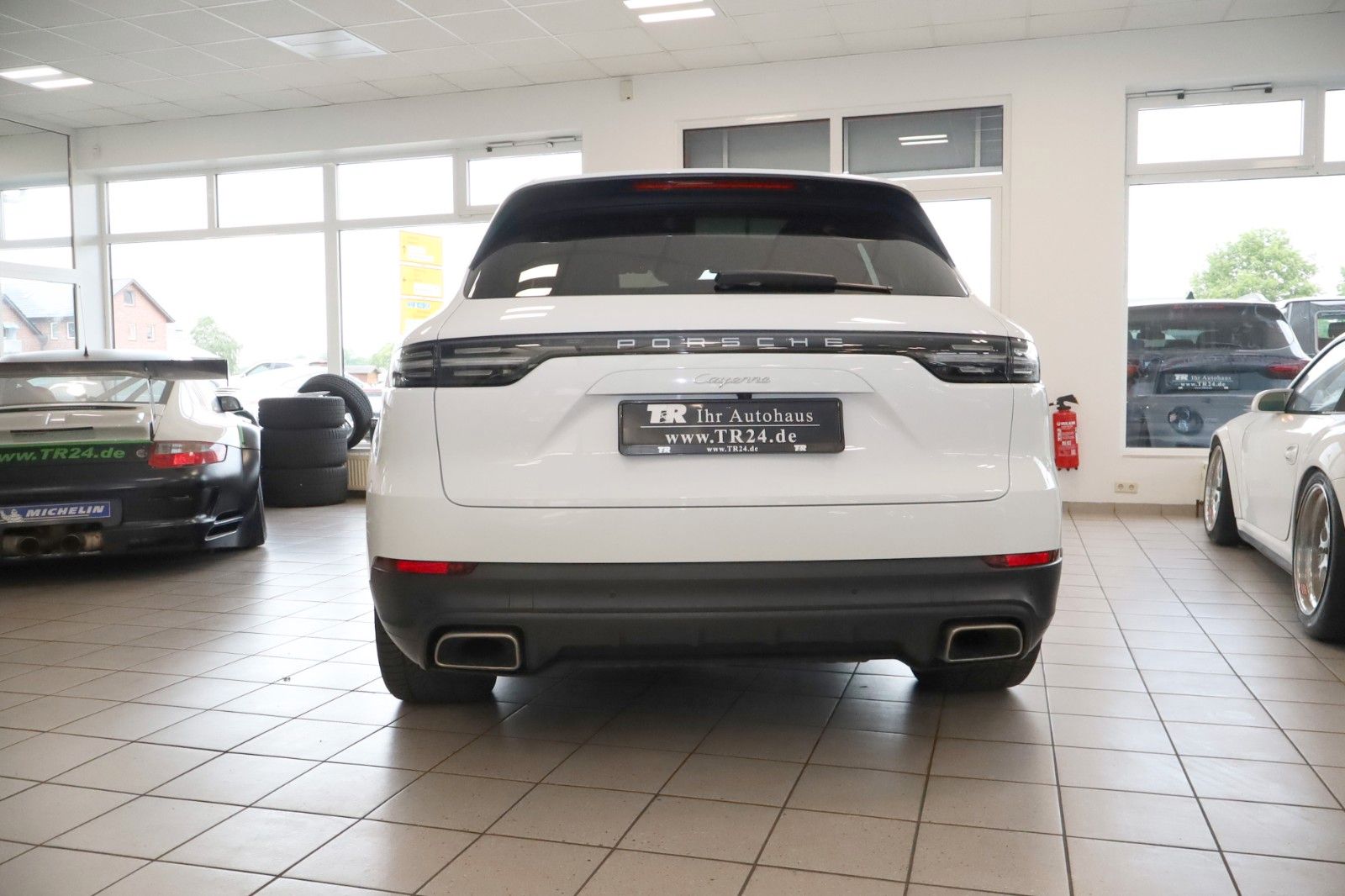 Fahrzeugabbildung Porsche Cayenne V6 Luftfederung, Panorama, ACC, Keyless