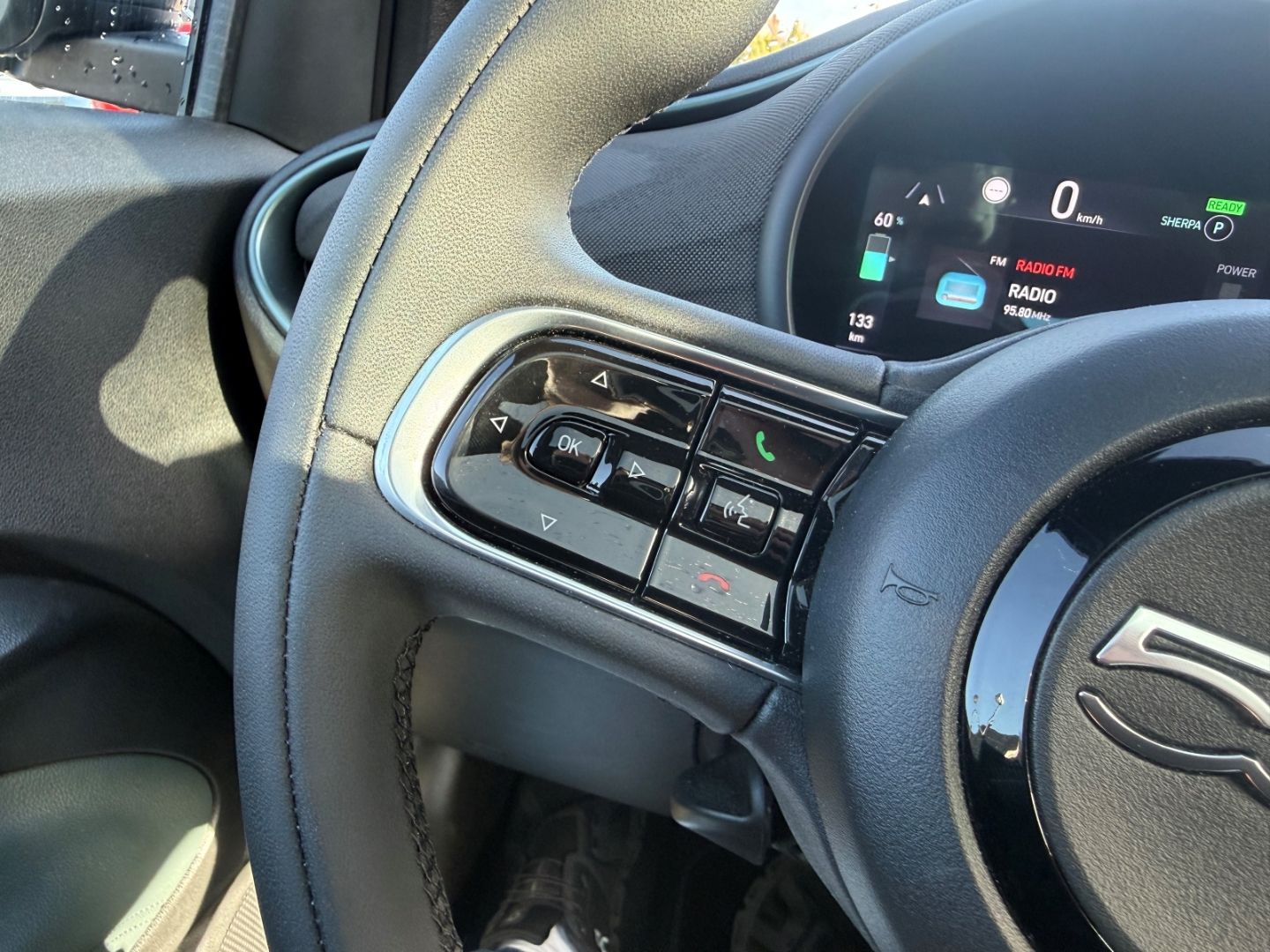 Fahrzeugabbildung Fiat 500e e Giorgio Armani Collectors Edition