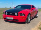 Ford Mustang GT V8 4,6l Coupe - Ford Mustang aus 2005: Coupe