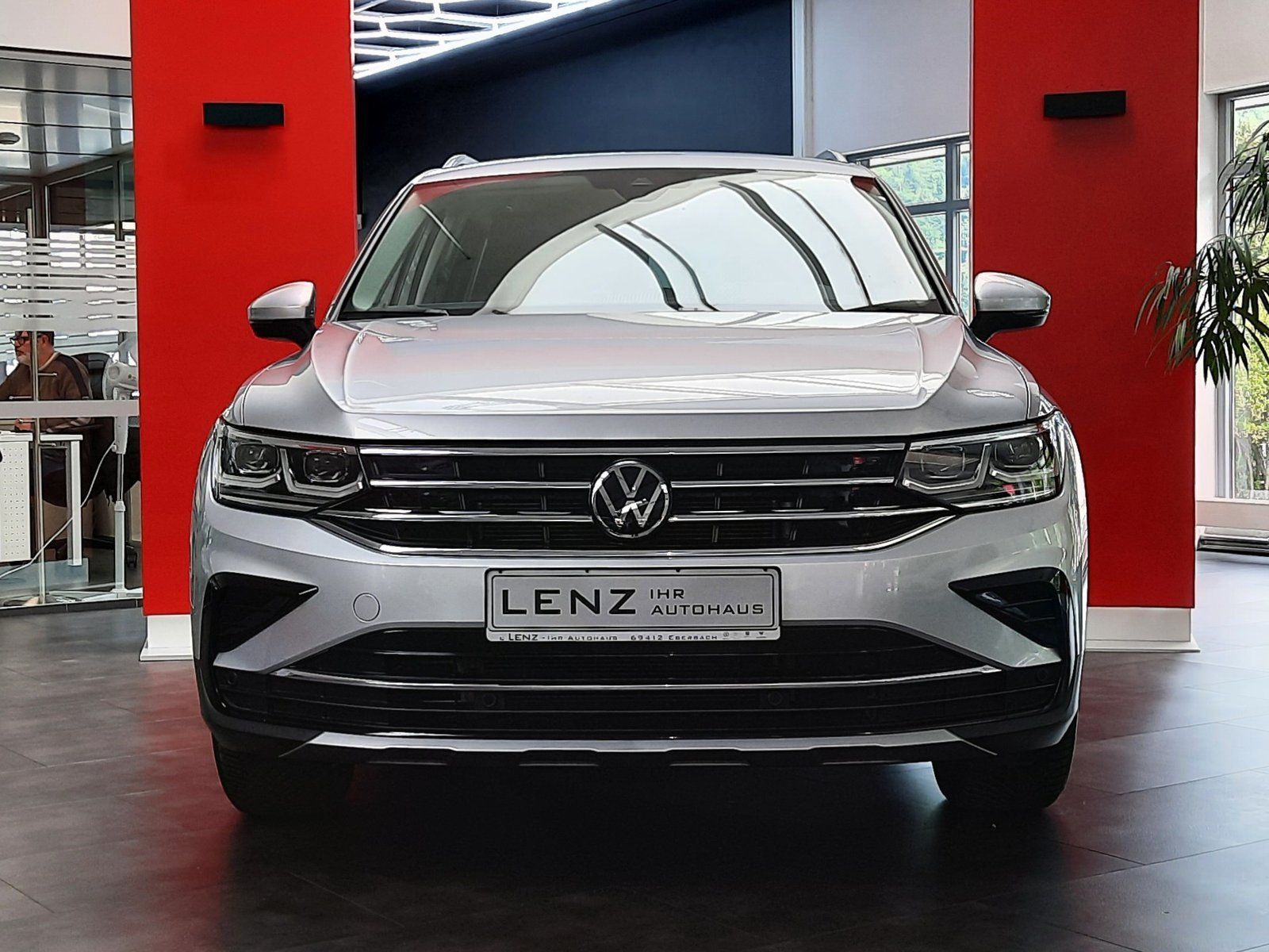 Fahrzeugabbildung Volkswagen Tiguan Elegance TDI DSG*AHK*Cam*LED*ACC*PDC*App*