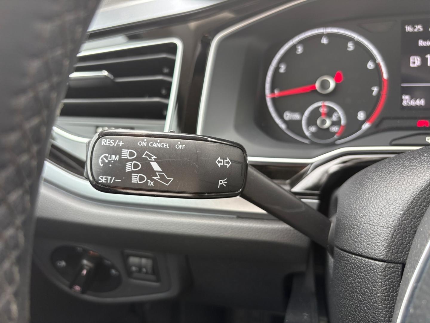 Volkswagen Polo 1.0 TSI ACTIVE *GJR*CarPlay*Navi*SHZ*PDC*BT, миниатюра 27