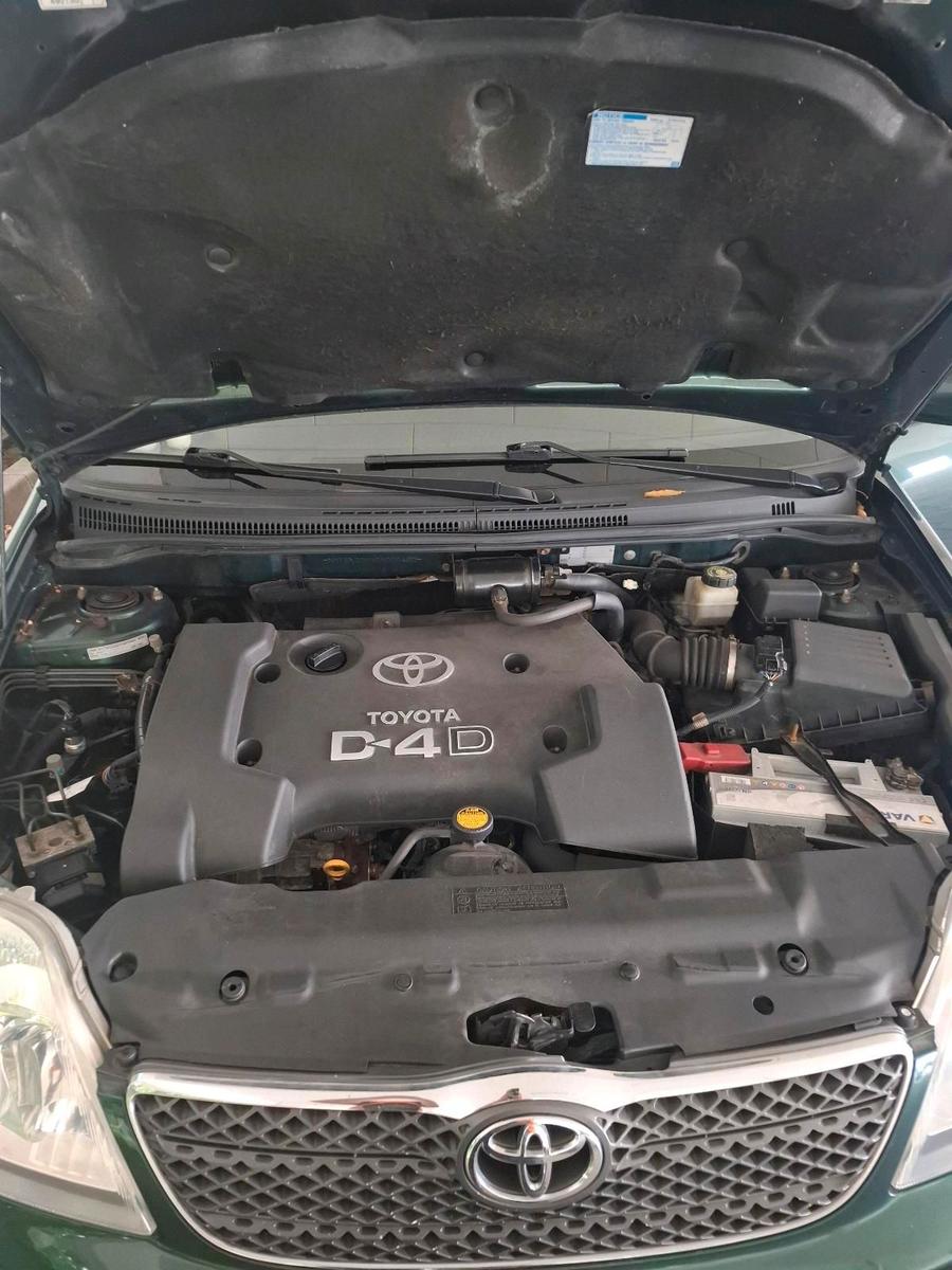 Toyota Corolla 2004 — photo 5