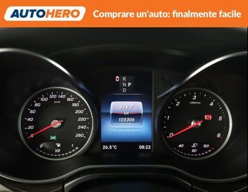 Mercedes V 250 - 12