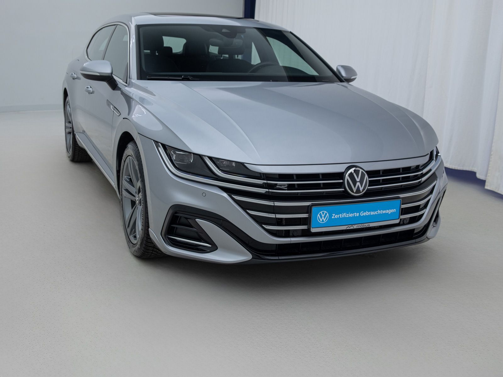 Volkswagen Arteon Shooting Brake 2.0 TSI R-Line DSG MASSAGE foto 4