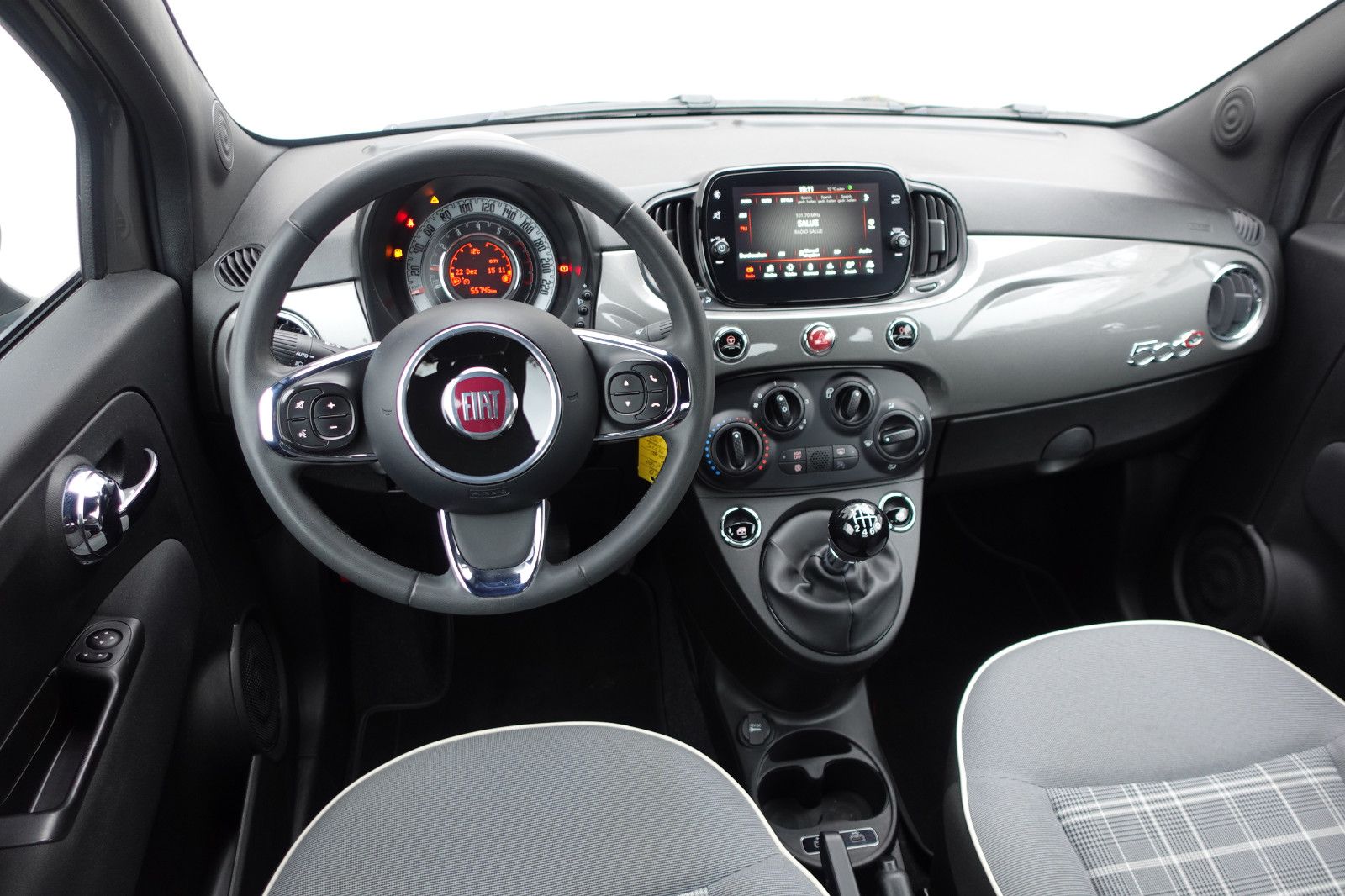 Fahrzeugabbildung Fiat 500C Cabrio Lounge 1.0Mild Hybrid,Einparkhilfe