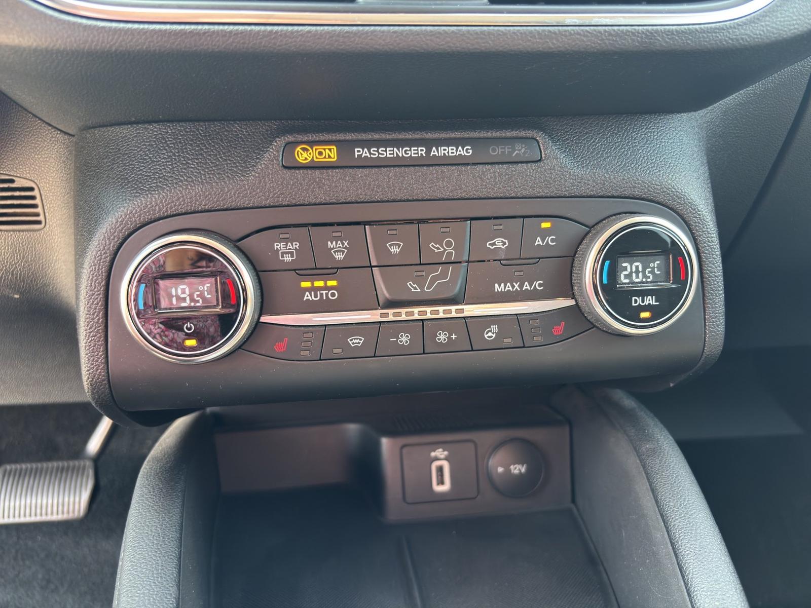 Ford Focus 2.0 EcoBlue Titanium