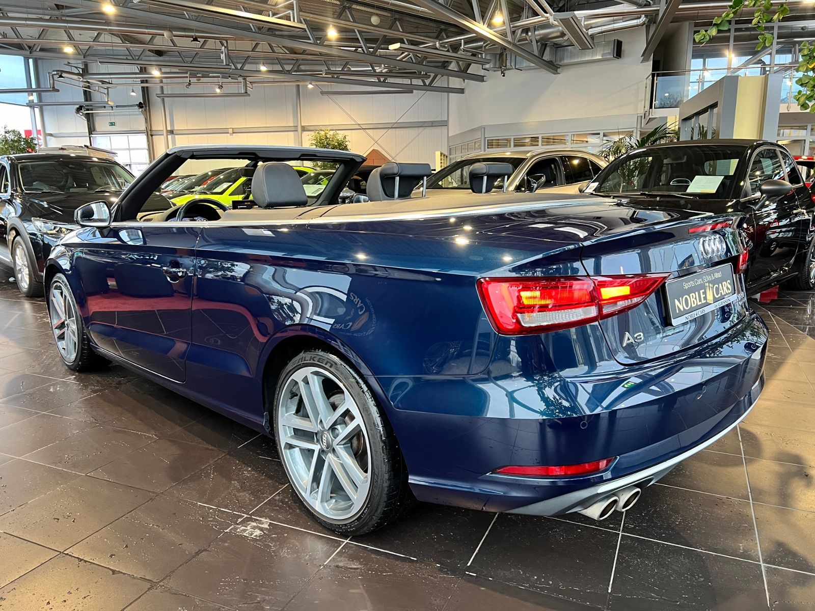 Fahrzeugabbildung Audi A3 Cabriolet 40 TFSI quattro sport XEN NAV 18"