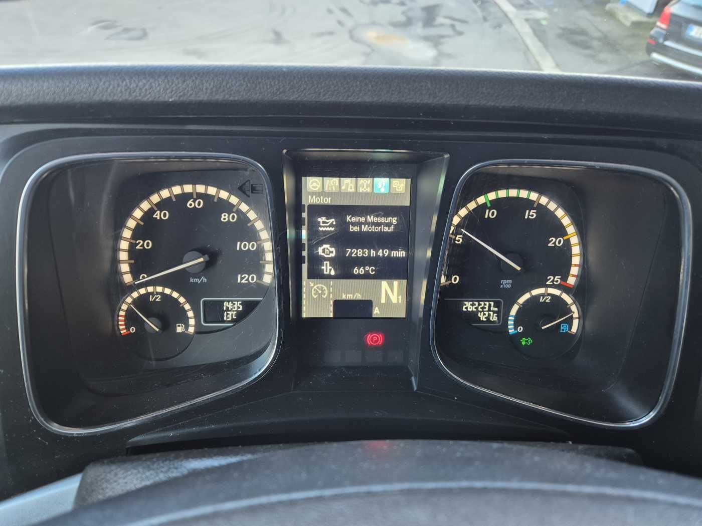 Fahrzeugabbildung Mercedes-Benz Actros 2658 LS 6x4 Turbo Retarder 120t BigSpace