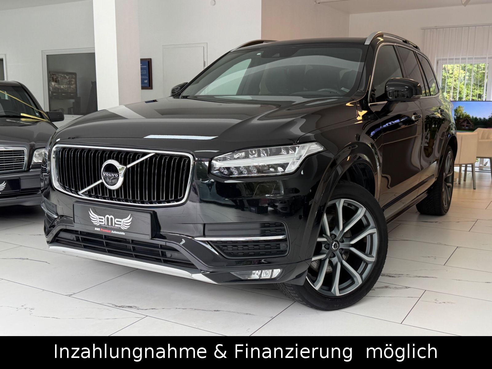 Volvo XC90 - 1