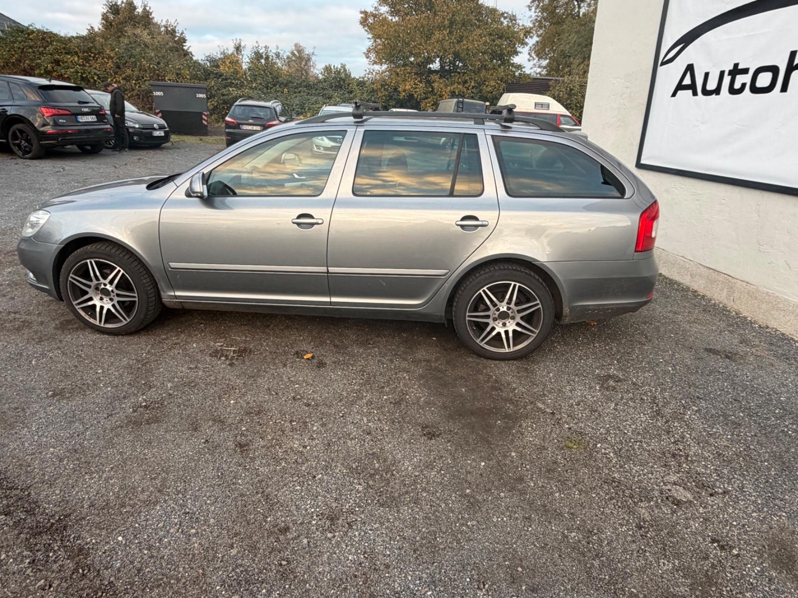 Skoda Octavia 2012 — photo 9