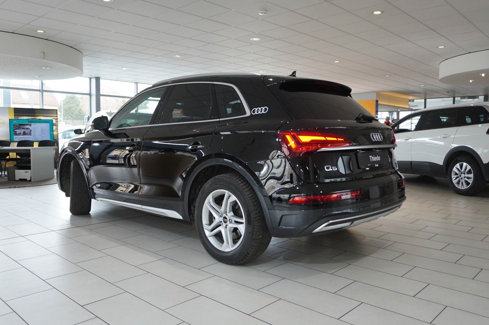 Fahrzeugabbildung Audi Q5 35 TDI ADVANCED NAVI/LED/KAMERA/VIRT/LEDER/SH