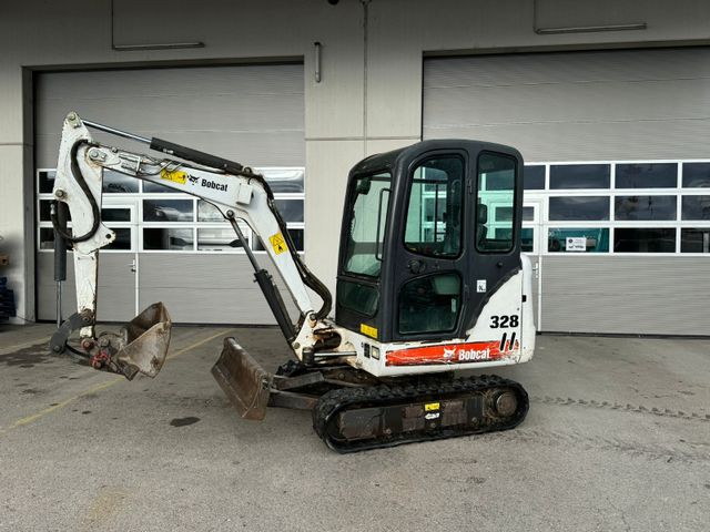 Bobcat X 328 Guter Zustand 3600 h