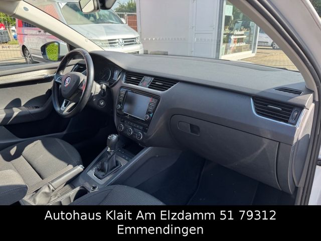 Fahrzeugabbildung Skoda Octavia Combi Scout 4x4 DSG