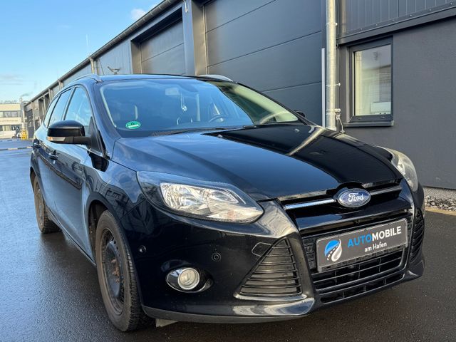 Ford Focus Titanium 2.0TDCI*NAVI*SHZ*TEMPO*PDC*KLIMA