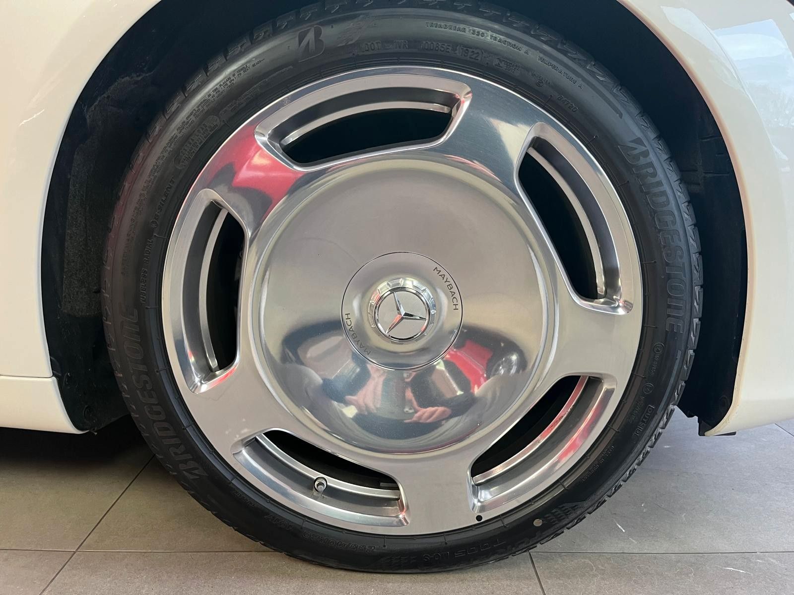 Fahrzeugabbildung Mercedes-Benz S 680 Maybach 4Matic | High End Interior |