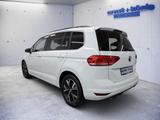 Volkswagen Touran 2.0 TDI SCR Highline NAVI SHZ ACC STHZ - VW Touran Gebrauchtwagen in Freiburg
