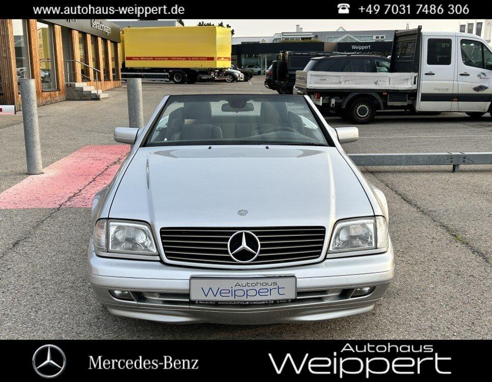 Mercedes-Benz SL320