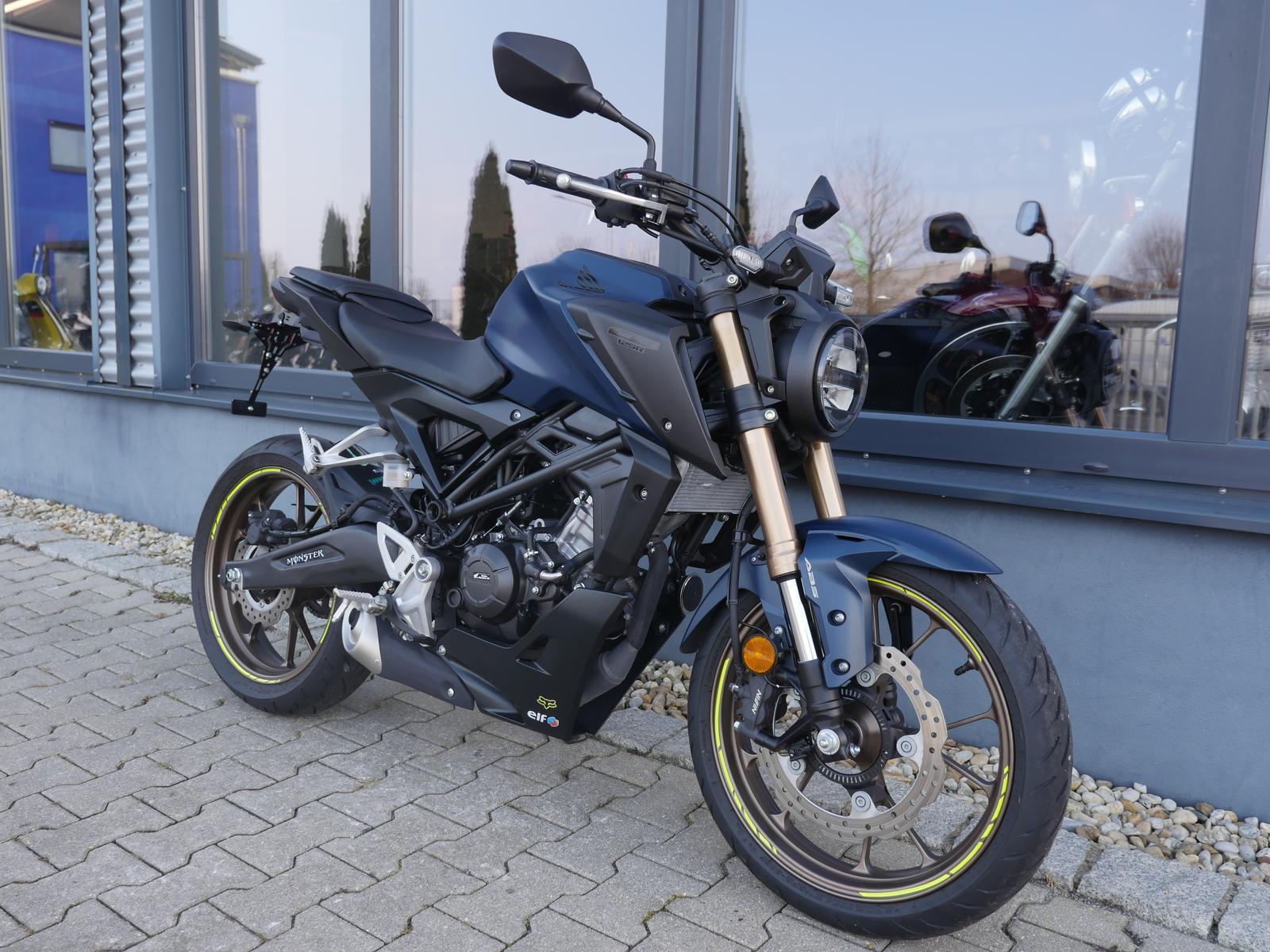 Honda CB 125 R - ABS - 1. Hand