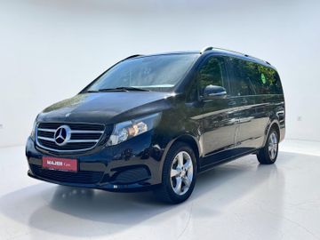 Mercedes V 220 - 2