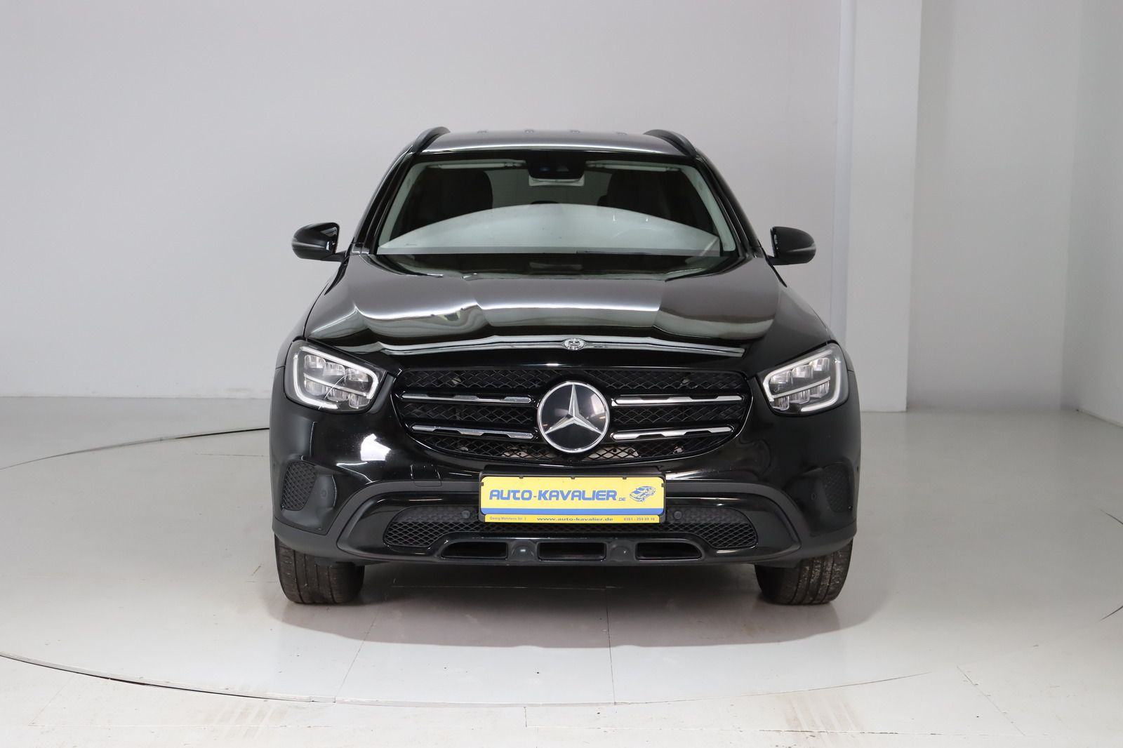 Fahrzeugabbildung Mercedes-Benz GLC 300 e 4Matic LED * DIS * Parkassist