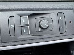 Fahrzeugabbildung Volkswagen T6.1 Multivan Edition DSG 150 PS Virtual ACC AHK