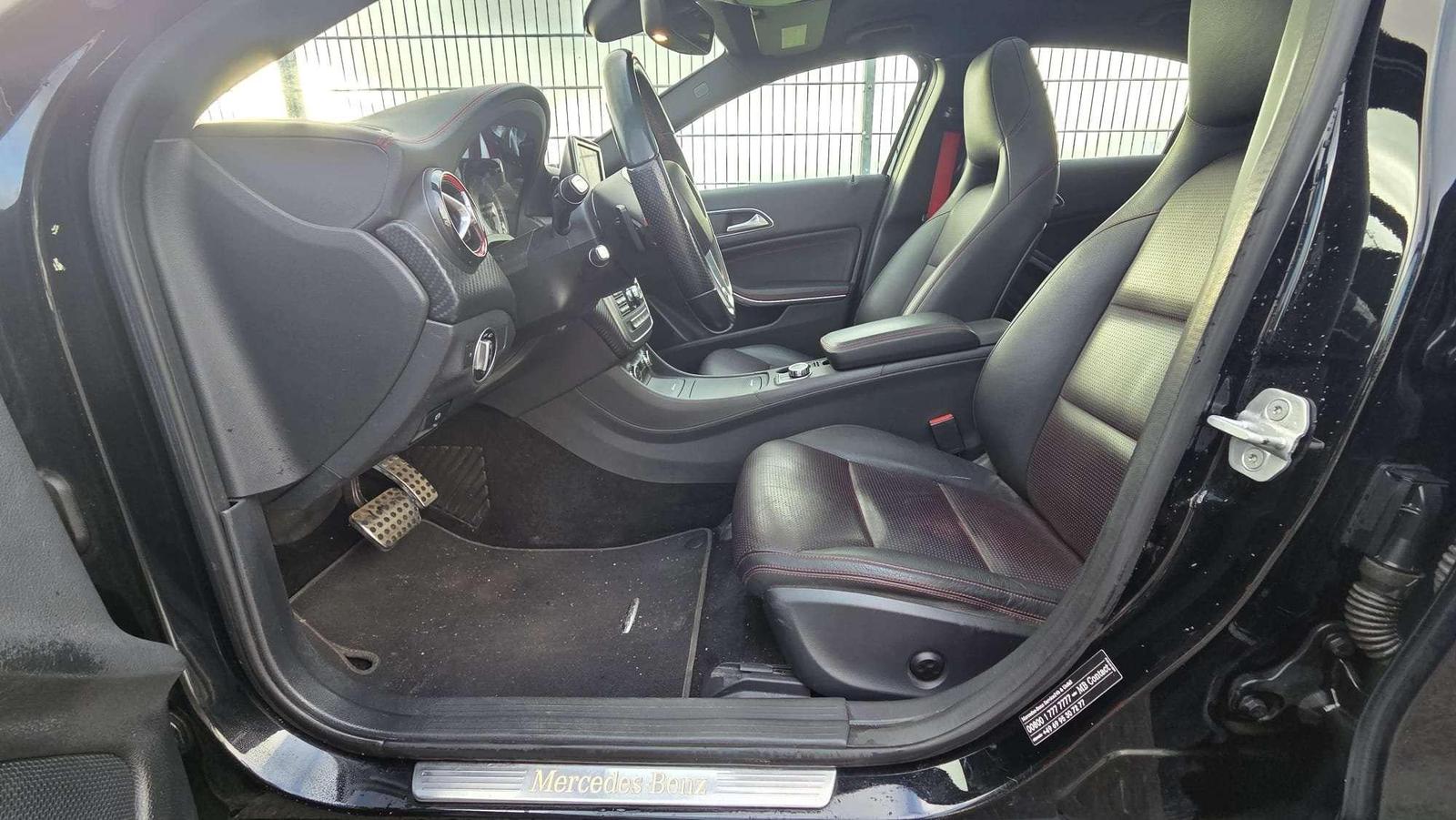 Mercedes-Benz A 250 A 250 Sport AUT Panorama DISTRONIC LEDER
