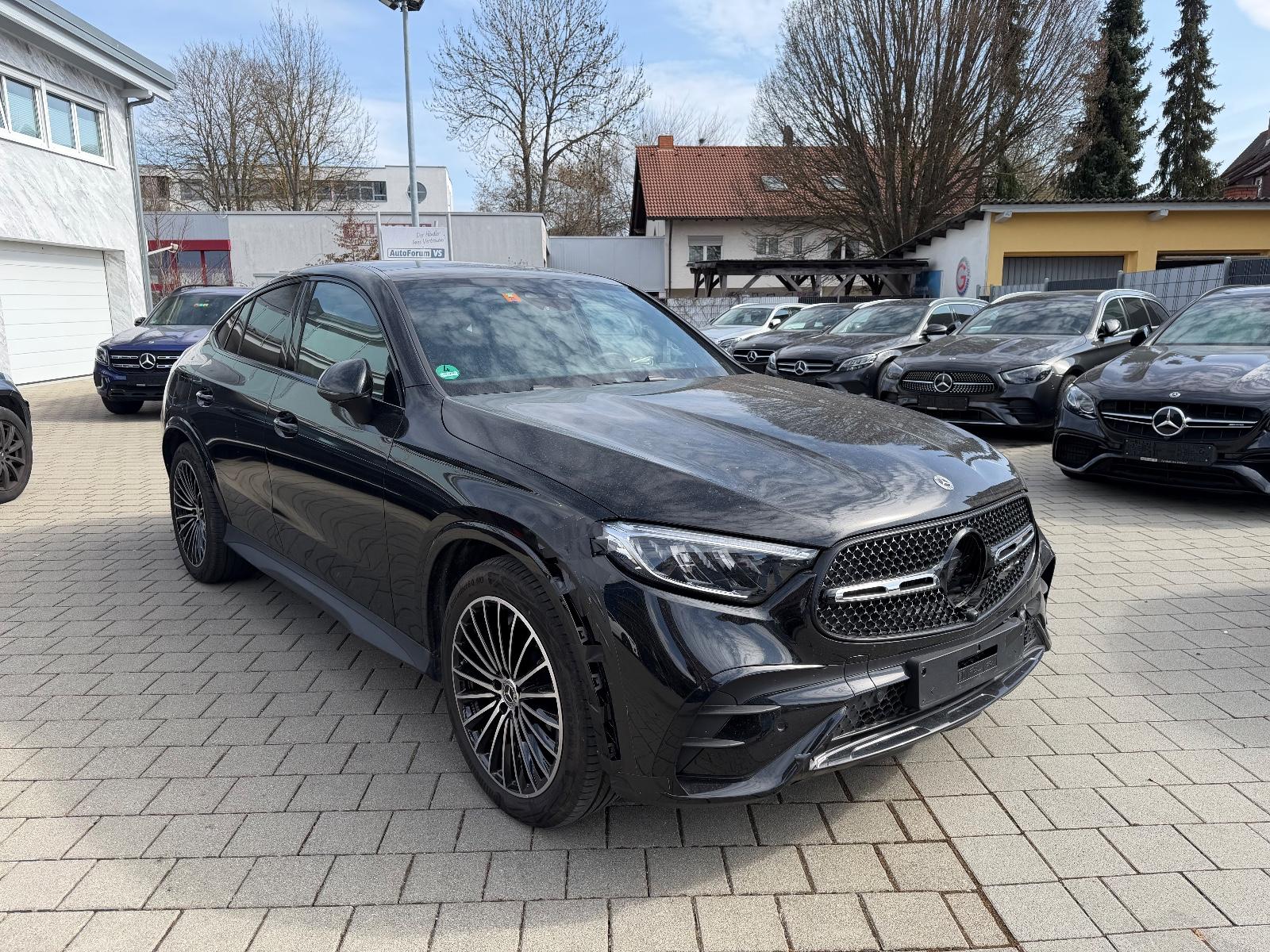 Mercedes-Benz GLC 220 d cp* AMG*4Matic*AHK*Pano*Night*Distr